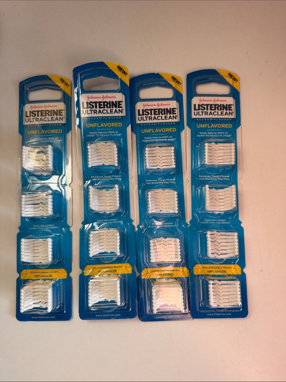Listerine Ultraclean Unflavored Floss Heads - Pack of 4 (White)